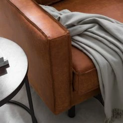 Ars manufacti Ecksofa FORT DODGE - Antiklederlook - Microfaser Yaka: Cognac - Longchair davorstehend rechts - Ohne Schlaffunktion -WOHNZIMMERMÖBEL Verkäufe 1000015488 201127 16484600124 DETAILS P000000001000015488