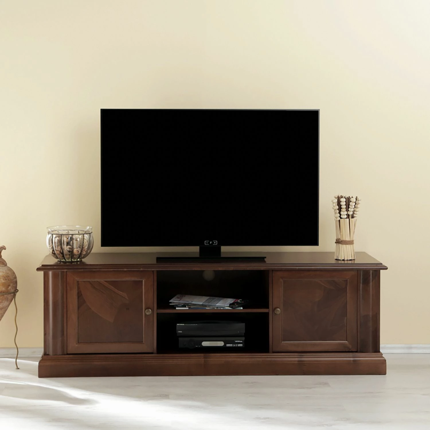 Montreux TV-Kommode Materro - Ayous teilmassiv - Antikbraun 3 Montreux TV-Kommode Materro - Ayous teilmassiv - Antikbraun – Bild 3