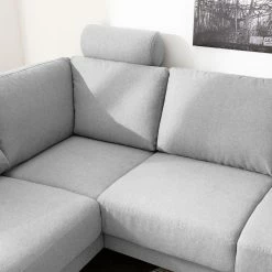 Fredriks Wohnlandschaft Arietta I Webstoff - Platingrau - Longchair davorstehend rechts / Ottomane links 43 Fredriks Wohnlandschaft Arietta I Webstoff - Platingrau - Longchair davorstehend rechts / Ottomane links -WOHNZIMMERMÖBEL Verkäufe 1000021419 180629 09084243 GALLERYIMAGES P000000001000021419