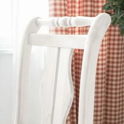 Maison Belfort Esszimmerstuhl Narva (2er Set) - Kiefer Weiß 23 Maison Belfort Esszimmerstuhl Narva (2er Set) - Kiefer Weiß -WOHNZIMMERMÖBEL Verkäufe 1000116727 180605 08393835 GALLERYIMAGES P000000001000116727