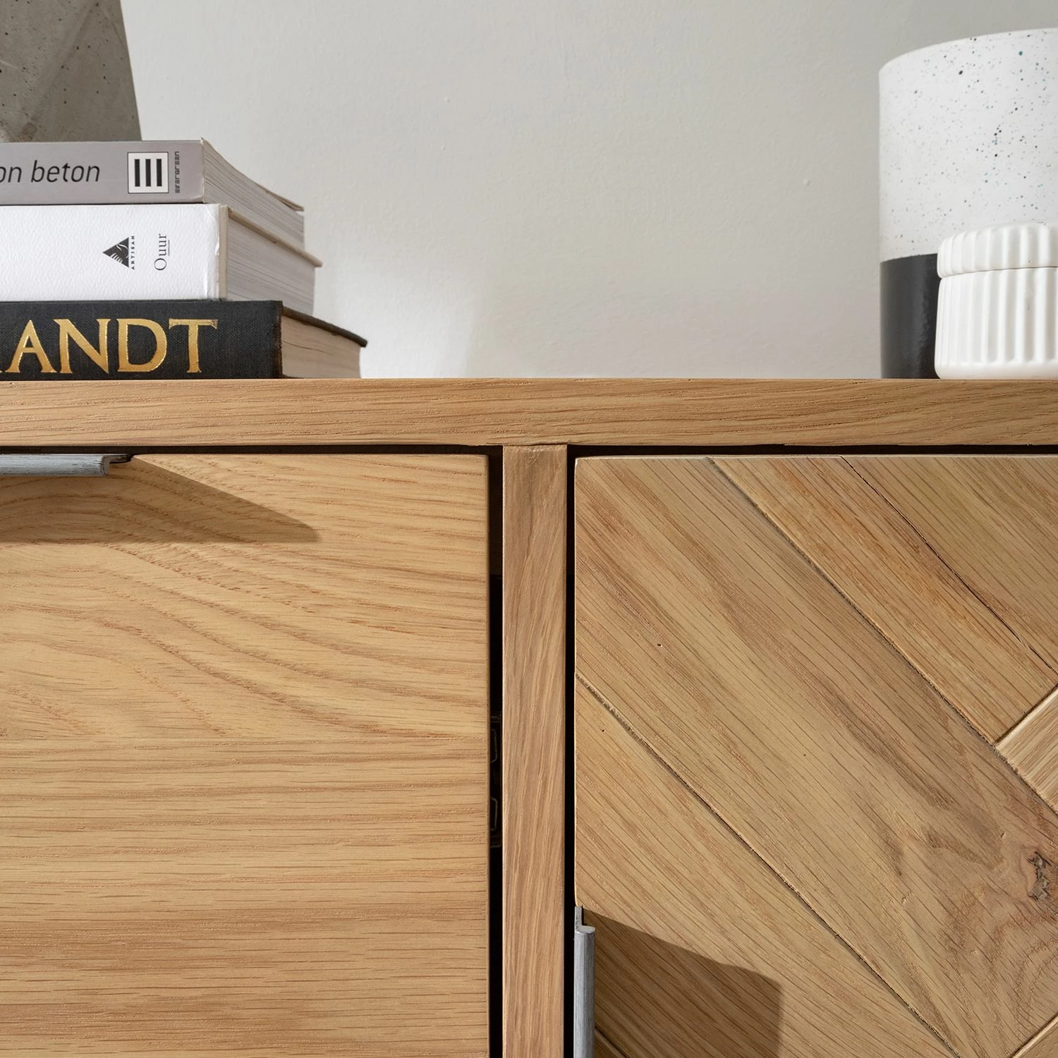 Ars manufacti Sideboard Dharai - Echtholzfurnier / Metall - Eiche / Silber 14 Ars manufacti Sideboard Dharai - Echtholzfurnier / Metall - Eiche / Silber – Bild 14