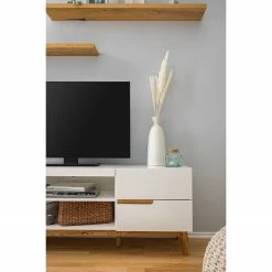 Mørteens TV-Lowboard Tenabo - Matt Weiß / Asteiche 23 Mørteens TV-Lowboard Tenabo - Matt Weiß / Asteiche -WOHNZIMMERMÖBEL Verkäufe 1000118957 200715 06262600004 DETAILS P000000001000118957