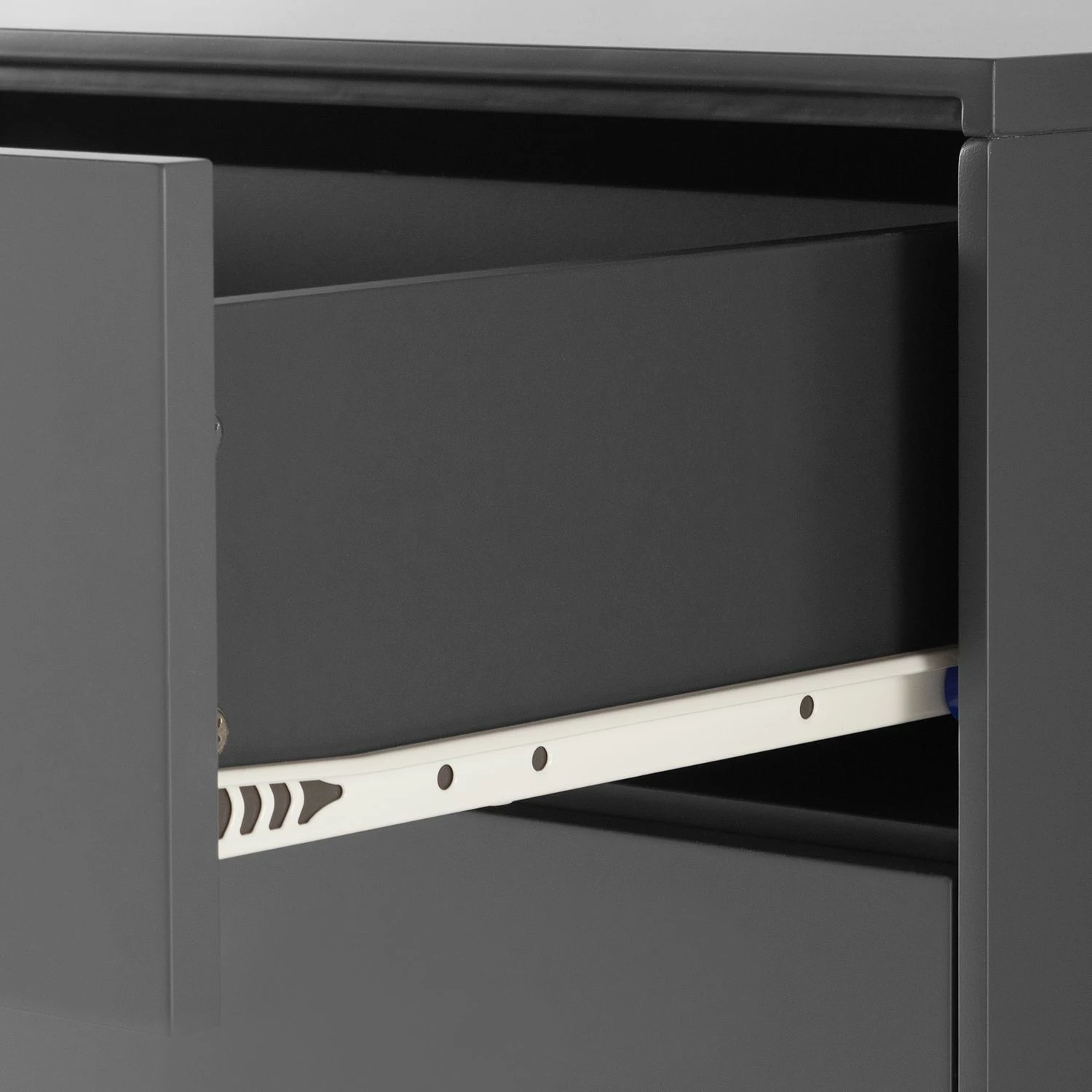 Mørteens Sideboard Lindholm V - Eiche teilmassiv - Grau / Eiche 9 Mørteens Sideboard Lindholm V - Eiche teilmassiv - Grau / Eiche – Bild 9