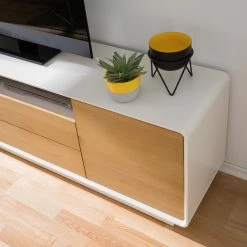 Mørteens TV-Lowboard Boge II - Asteiche / Matt Weiß 19 Mørteens TV-Lowboard Boge II - Asteiche / Matt Weiß -WOHNZIMMERMÖBEL Verkäufe 1000123285 200811 14060801194 DETAILS P000000001000123285