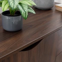 Mørteens Kommode Gjora I - Gummibaum teilmassiv - Walnuss -WOHNZIMMERMÖBEL Verkäufe 1000123695 190325 11253100011 GALLERYIMAGES P000000001000123695