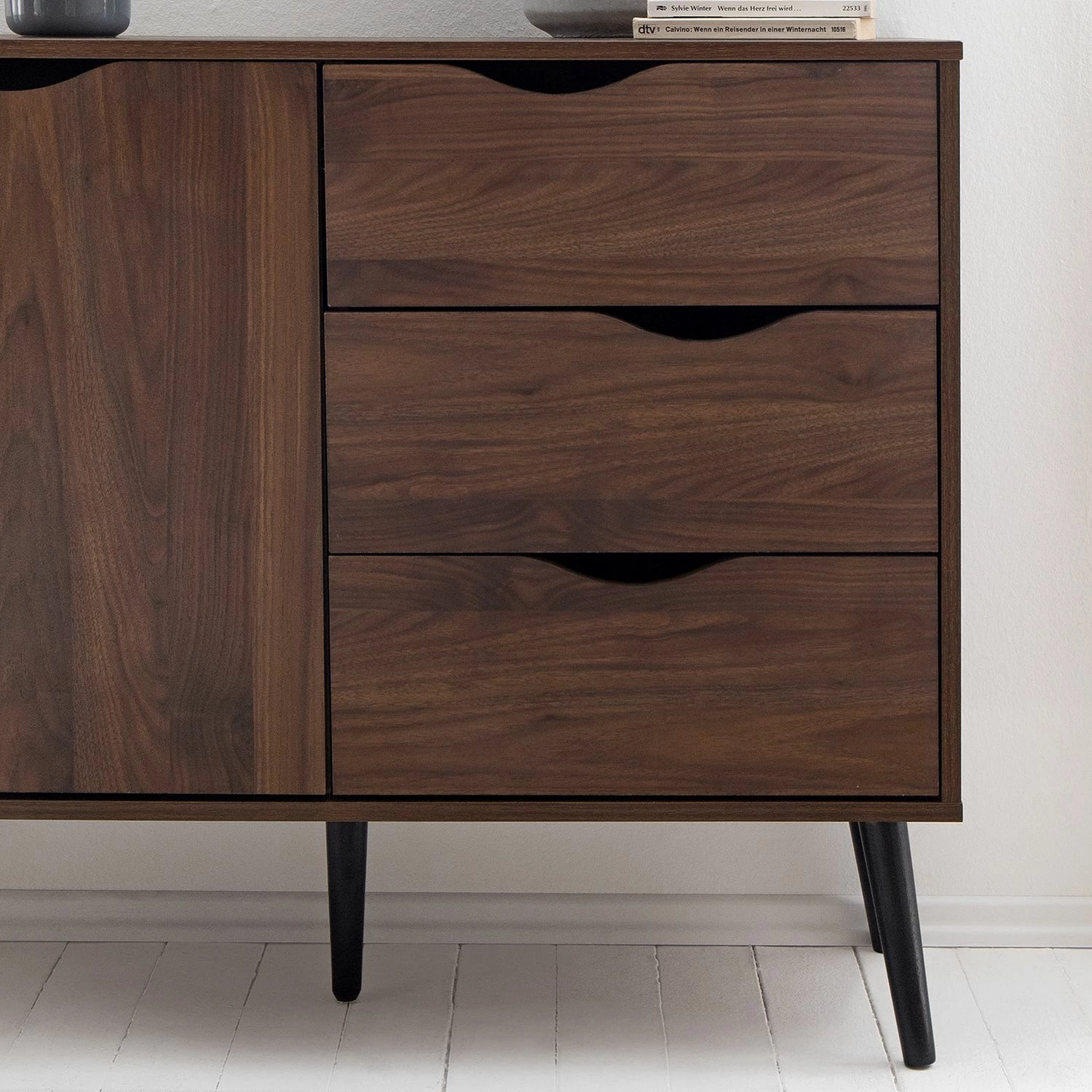 Mørteens Sideboard Gjora - Gummibaum teilmassiv - Walnuss 13 Mørteens Sideboard Gjora - Gummibaum teilmassiv - Walnuss – Bild 13