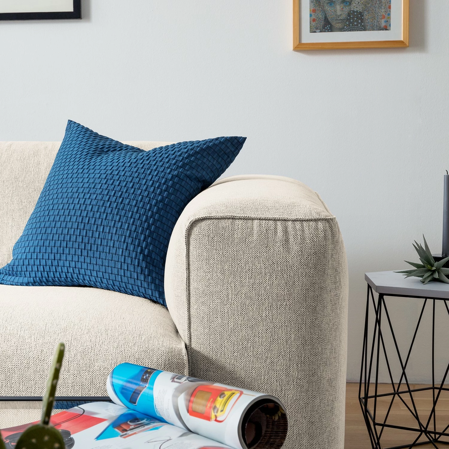 Studio Copenhagen Ecksofa HUDSON 1,5-Sitzer mit Longchair - Webstoff Saia: Beige - Longchair davorstehend links 7 Studio Copenhagen Ecksofa HUDSON 1,5-Sitzer mit Longchair - Webstoff Saia: Beige - Longchair davorstehend links – Bild 7