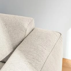 Studio Copenhagen Ecksofa HUDSON 1,5-Sitzer mit Longchair - Webstoff Saia: Beige - Longchair davorstehend links 30 Studio Copenhagen Ecksofa HUDSON 1,5-Sitzer mit Longchair - Webstoff Saia: Beige - Longchair davorstehend links -WOHNZIMMERMÖBEL Verkäufe 1000123836 190916 13150900024 DETAILS P000000001000123836 1