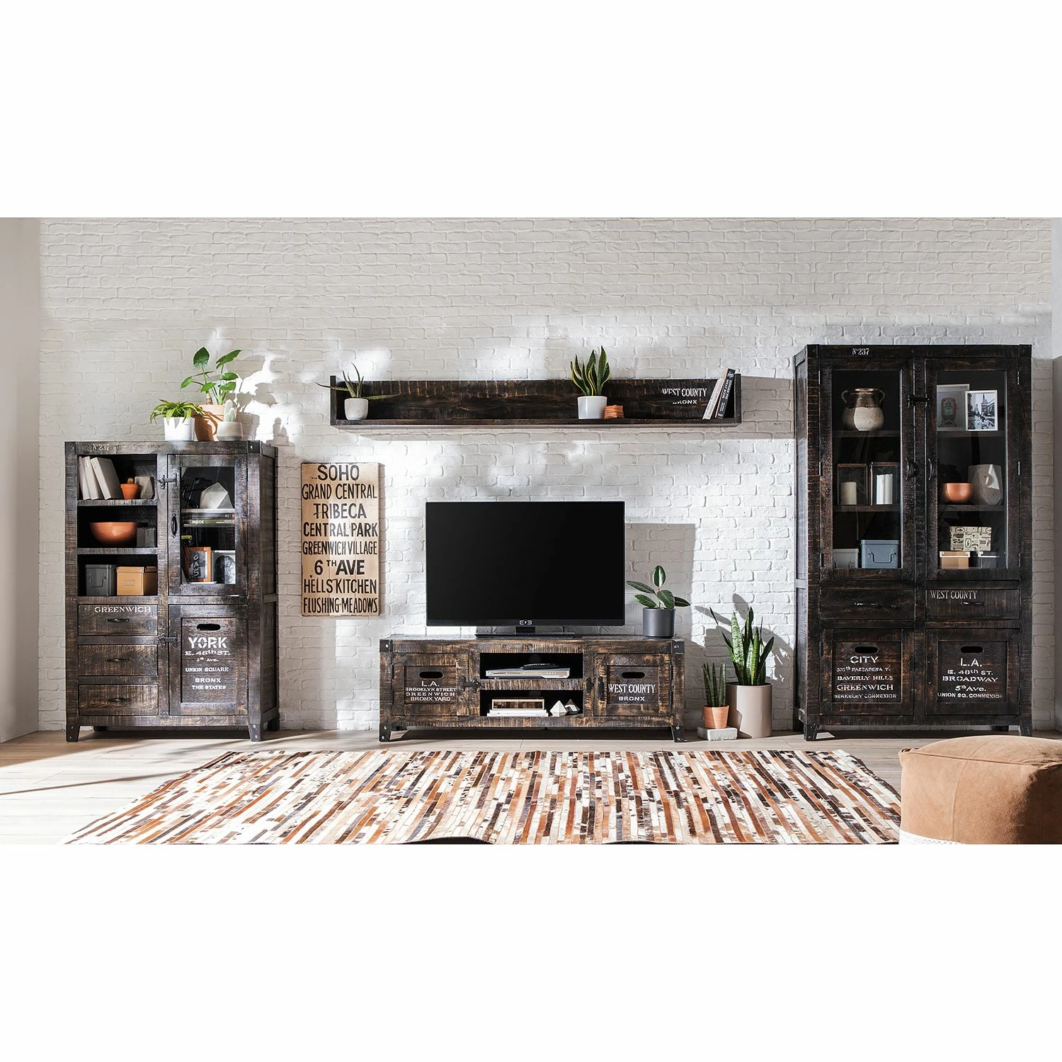 Ars manufacti TV-Lowboard Keyport II - Mango massiv 2 Ars manufacti TV-Lowboard Keyport II - Mango massiv – Bild 2