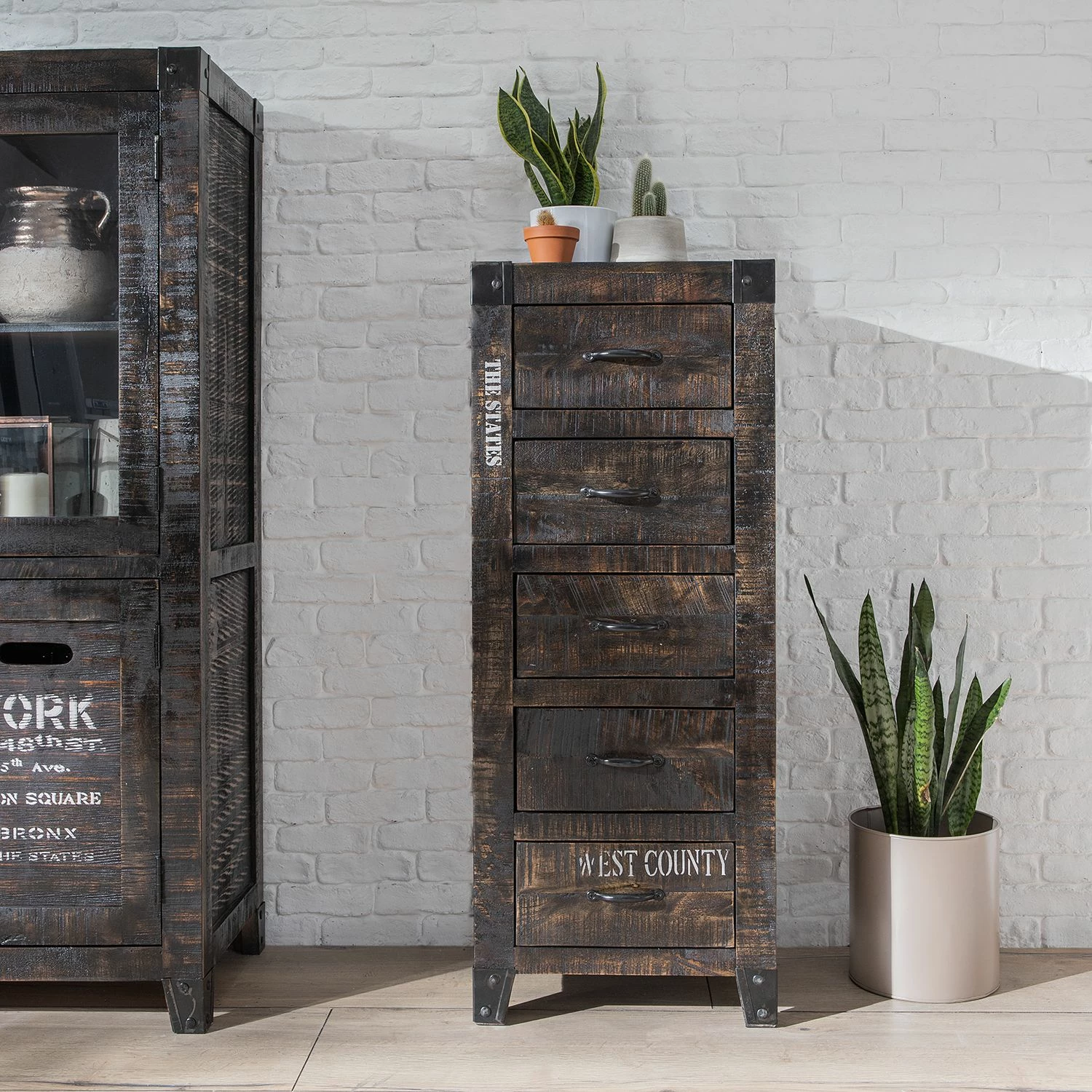 Ars manufacti Kommode Keyport - Mango massiv 3 Ars manufacti Kommode Keyport - Mango massiv – Bild 3