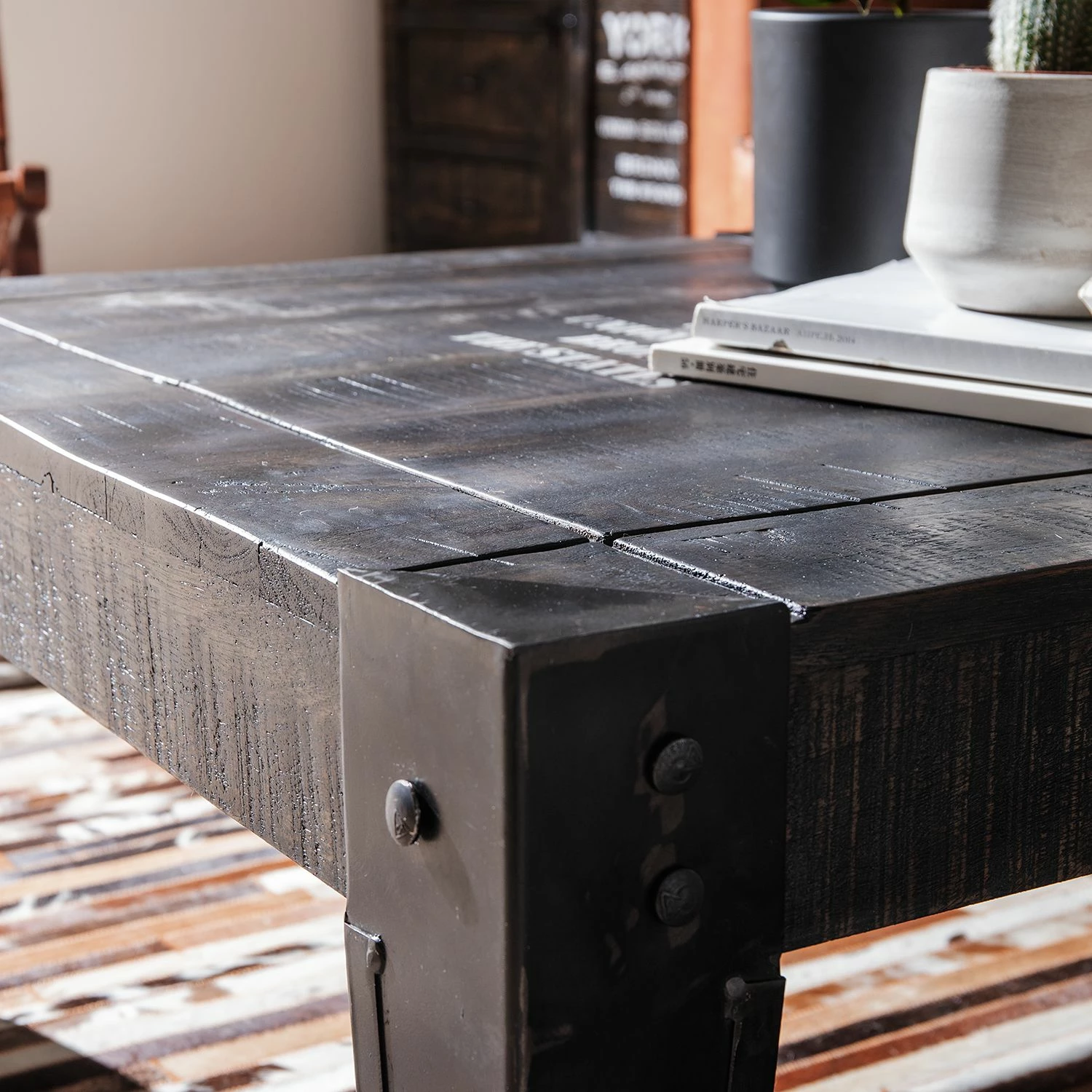 Ars manufacti Couchtisch Keyport - Mango massiv - Breite: 75 cm 11 Ars manufacti Couchtisch Keyport - Mango massiv - Breite: 75 cm – Bild 11