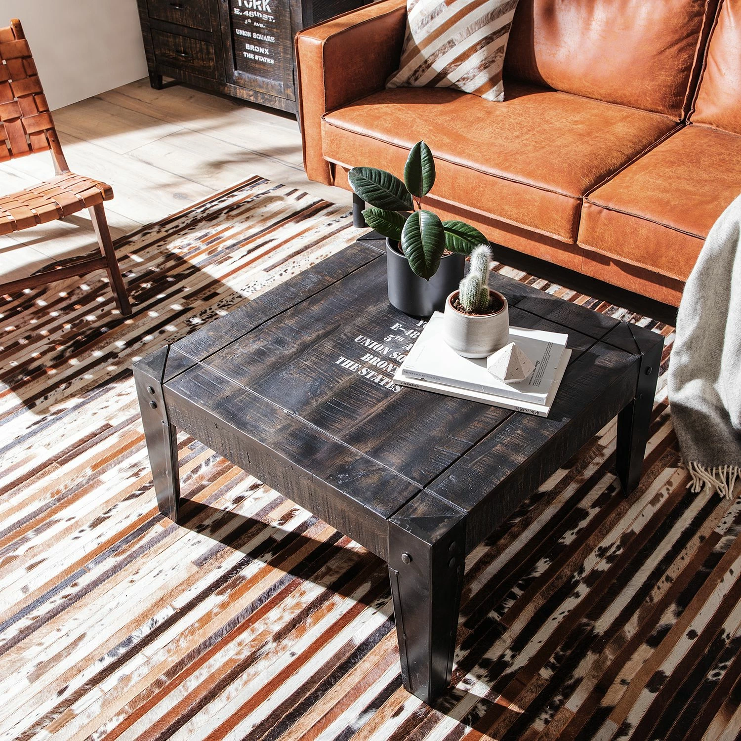 Ars manufacti Couchtisch Keyport - Mango massiv - Breite: 75 cm 12 Ars manufacti Couchtisch Keyport - Mango massiv - Breite: 75 cm – Bild 12