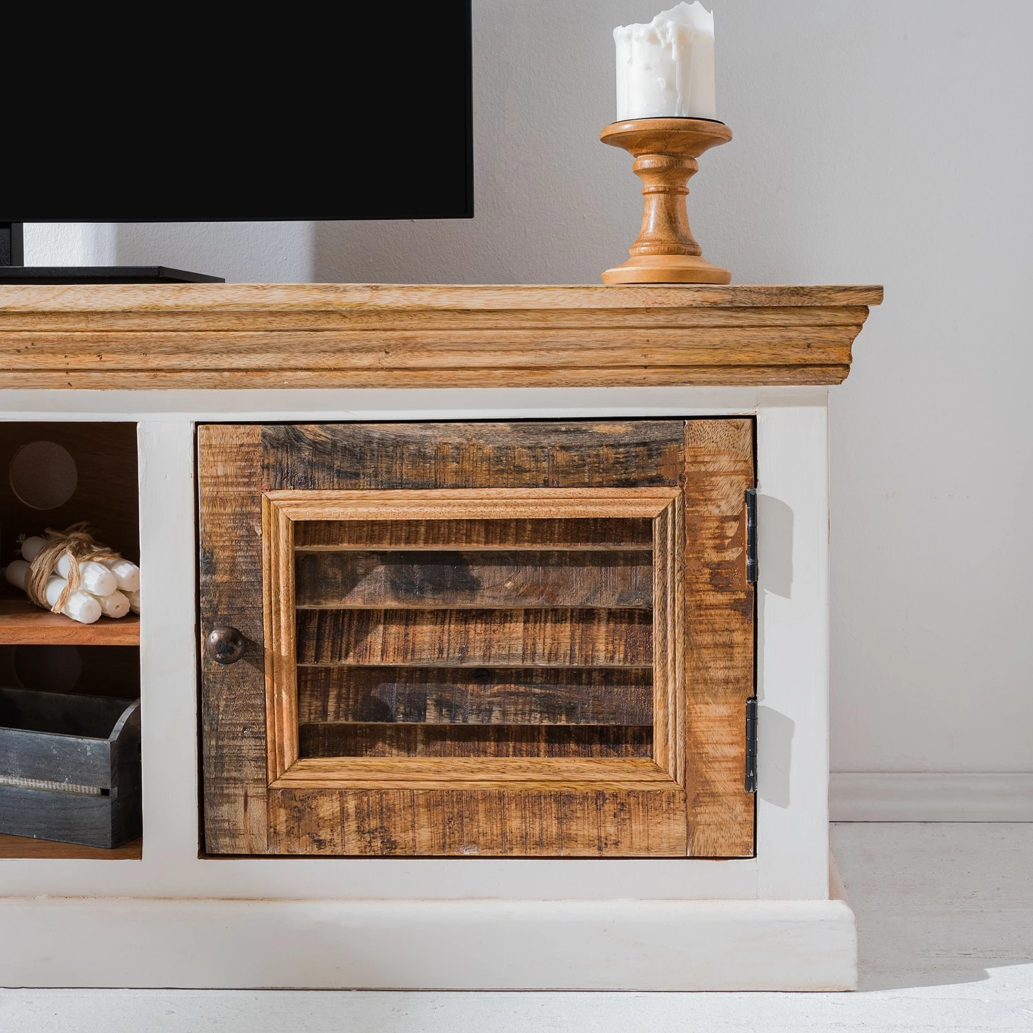 Maison Belfort TV-Lowboard Newhaven - Mango teilmassiv - Mango / Weiß 10 Maison Belfort TV-Lowboard Newhaven - Mango teilmassiv - Mango / Weiß – Bild 10