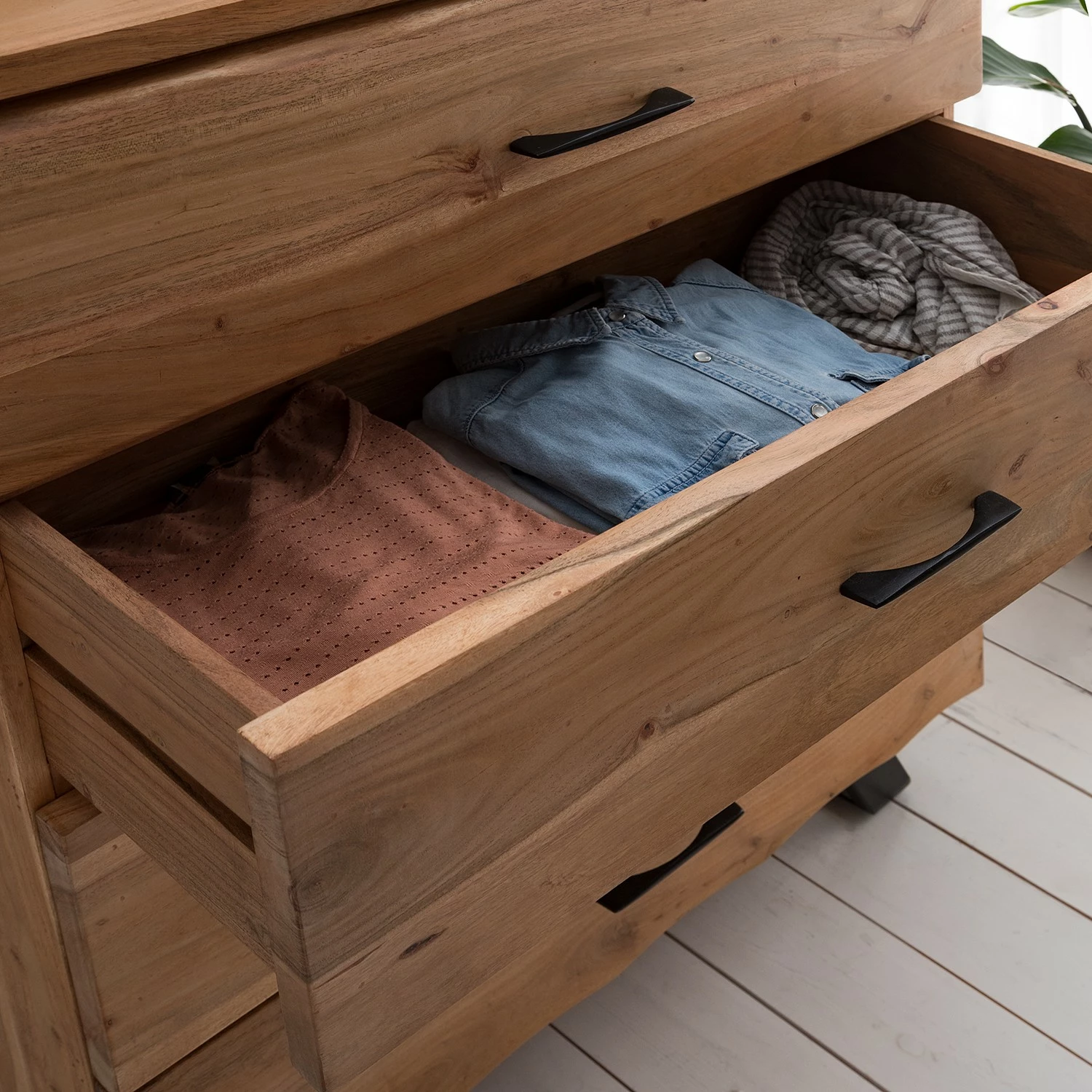 Ars Natura Kommode Vardo - Akazie massiv / Metall - Akazie / Schwarz 4 Ars Natura Kommode Vardo - Akazie massiv / Metall - Akazie / Schwarz – Bild 4