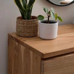 Ars Natura Kommode Vardo - Akazie massiv / Metall - Akazie / Schwarz 17 Ars Natura Kommode Vardo - Akazie massiv / Metall - Akazie / Schwarz -WOHNZIMMERMÖBEL Verkäufe 1000166790 200720 14105200005 MOOD DETAILS P000000001000166790 mood