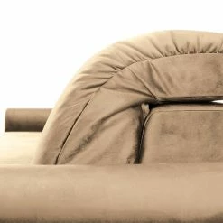 Jack & Alice Ecksofa Malter - Samt - Beige - Longchair davorstehend rechts -WOHNZIMMERMÖBEL Verkäufe 1000166812 190816 15320000108 DETAILS P000000001000166812