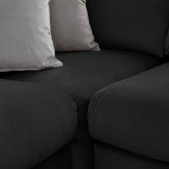 Jack & Alice Ecksofa Baitz I - Samt Krysia: Dunkelgrau - Ottomane davorstehend links 37 Jack & Alice Ecksofa Baitz I - Samt Krysia: Dunkelgrau - Ottomane davorstehend links -WOHNZIMMERMÖBEL Verkäufe 1000166895 220601 130 DETAILS P000000001000166895