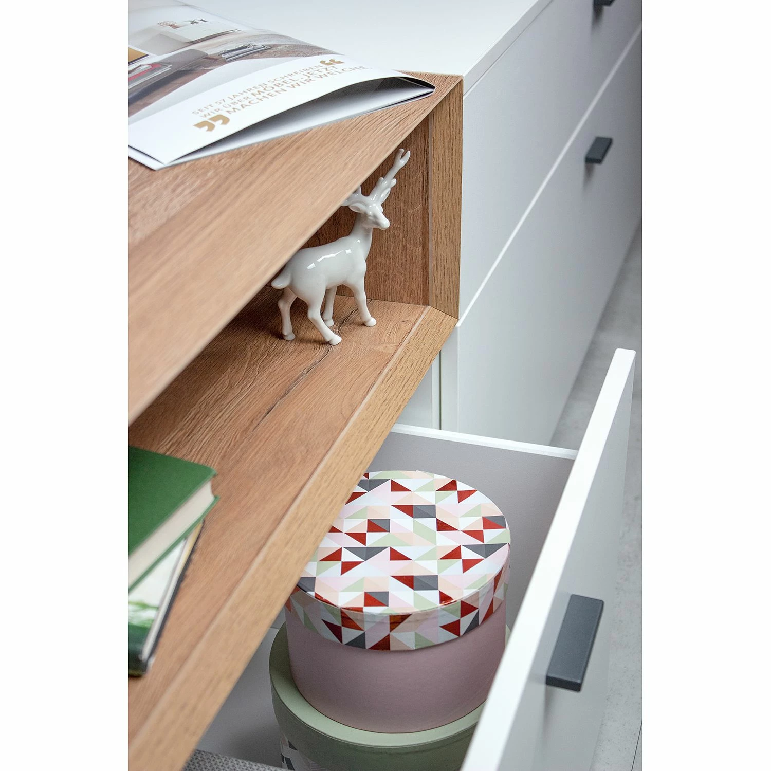 Germania Wohnwand Coruna I (2-teilig) - Weiß / Eiche Grandson Dekor 7 Germania Wohnwand Coruna I (2-teilig) - Weiß / Eiche Grandson Dekor – Bild 7