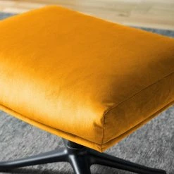 Studio Copenhagen Polsterhocker Garbo VI - Samt Shyla: Senfgelb - Schwarz -WOHNZIMMERMÖBEL Verkäufe 1000172550 200106 10522500278 DETAILS P000000001000172550