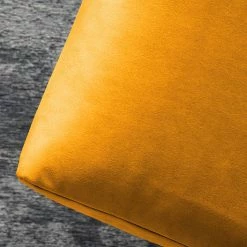 Studio Copenhagen Polsterhocker Garbo VI - Samt Shyla: Senfgelb - Schwarz -WOHNZIMMERMÖBEL Verkäufe 1000172550 200106 10522500279 DETAILS P000000001000172550