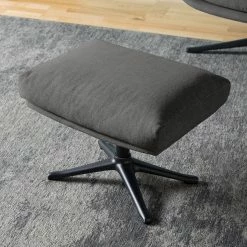 Studio Copenhagen Polsterhocker Garbo IX - Webstoff Milan: Anthrazit - Schwarz -WOHNZIMMERMÖBEL Verkäufe 1000172595 200106 10524000496 DETAILS P000000001000172595