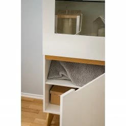 Mørteens Standvitrine Tenabo - Matt Weiß / Asteiche -WOHNZIMMERMÖBEL Verkäufe 1000174303 200715 06263400013 DETAILS P000000001000174303