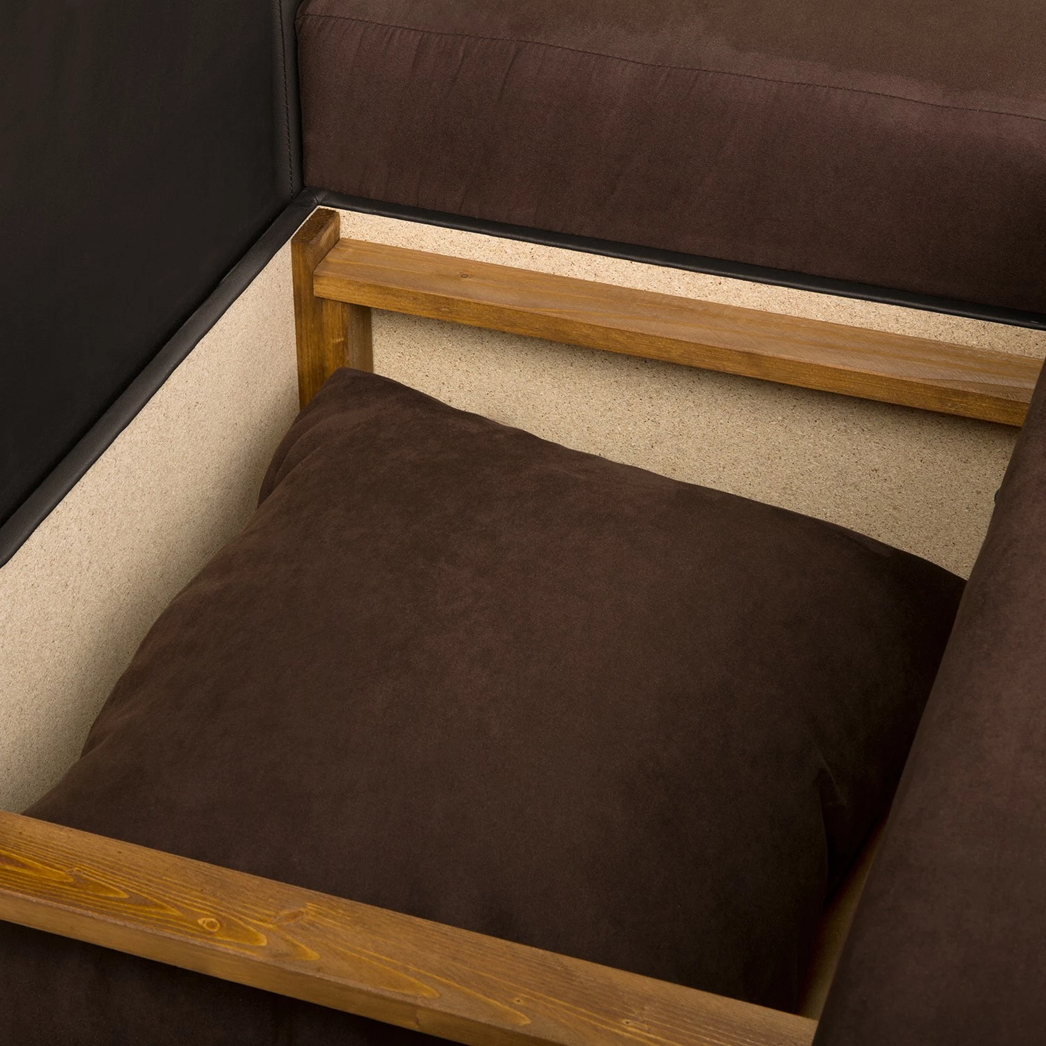 Fredriks Ecksofa Kardinya - Kunstleder / Microfaser - Dunkelbraun - Longchair davorstehend rechts 16 Fredriks Ecksofa Kardinya - Kunstleder / Microfaser - Dunkelbraun - Longchair davorstehend rechts – Bild 16