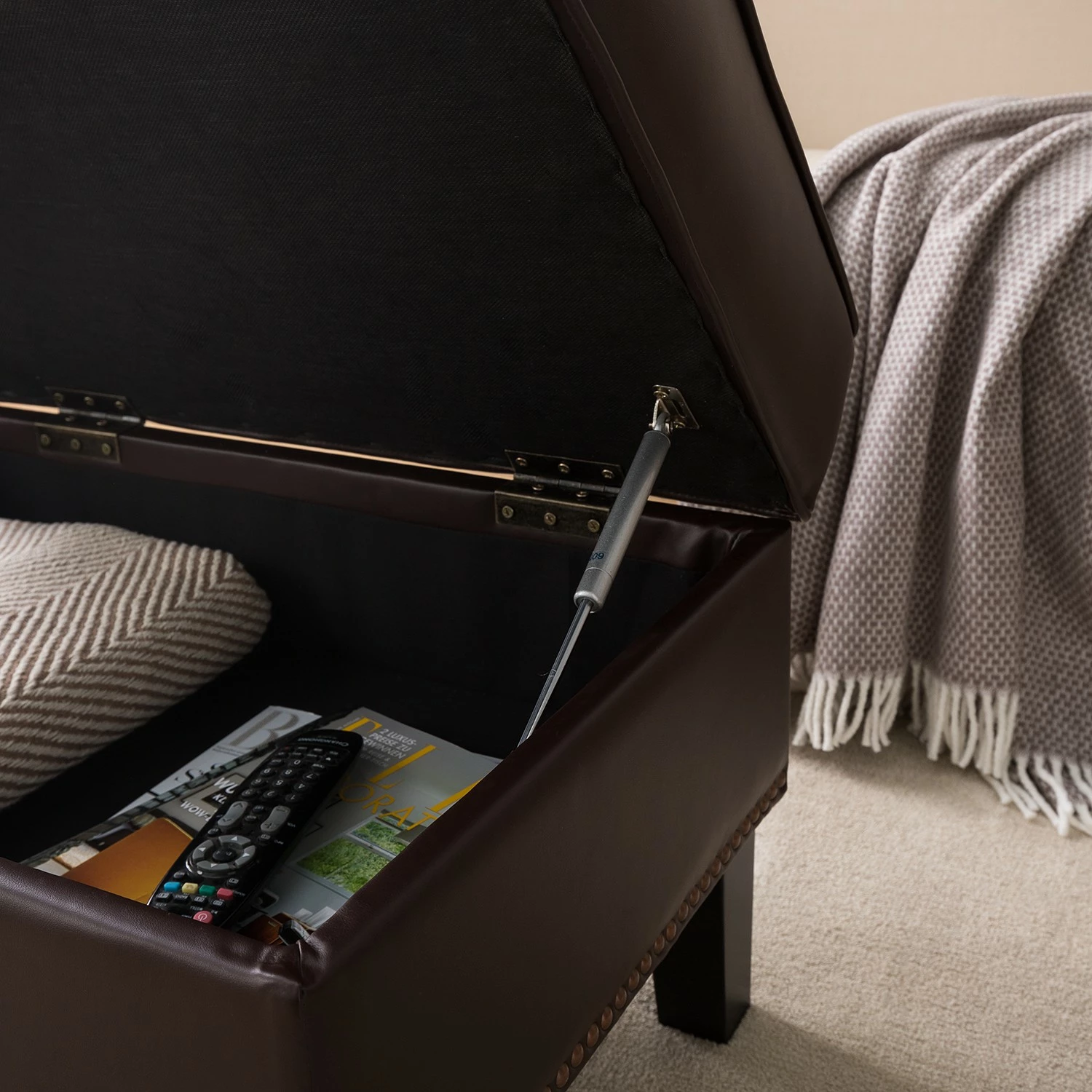 Maison Belfort Polsterhocker Migron - Kunstleder - Braun 10 Maison Belfort Polsterhocker Migron - Kunstleder - Braun – Bild 10