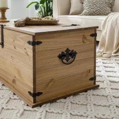 Maison Belfort Truhe Finca Rustica - Kiefer massiv - Kiefer Natur -WOHNZIMMERMÖBEL Verkäufe 1000178021 200511 13523700002 DETAILS P000000001000178021