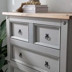 Maison Belfort Kommode Finca Rustica II - Kiefer massiv - Kiefer Grau 18 Maison Belfort Kommode Finca Rustica II - Kiefer massiv - Kiefer Grau -WOHNZIMMERMÖBEL Verkäufe 1000178050 200511 13150000014 DETAILS P000000001000178050