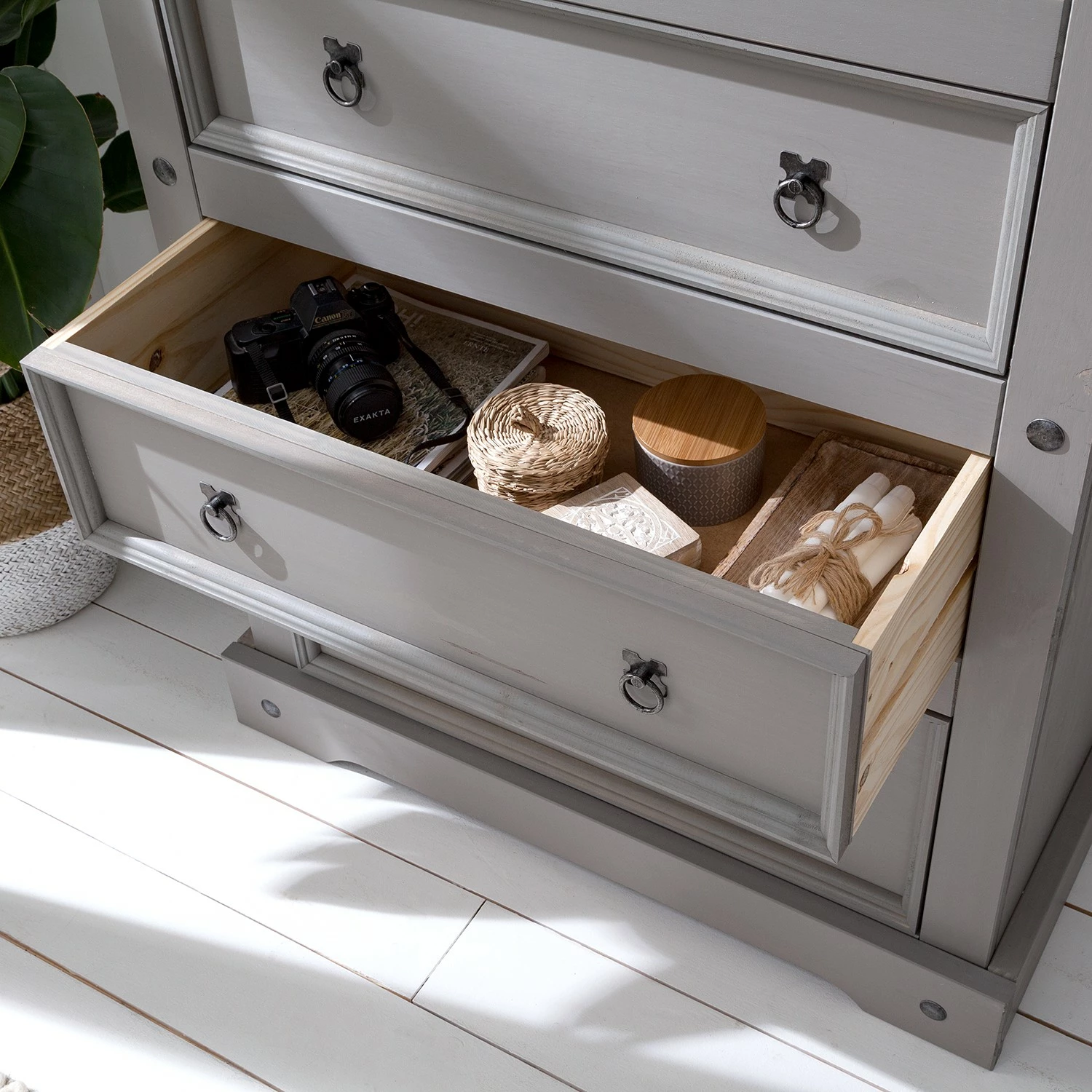 Maison Belfort Kommode Finca Rustica II - Kiefer massiv - Kiefer Grau 8 Maison Belfort Kommode Finca Rustica II - Kiefer massiv - Kiefer Grau – Bild 8