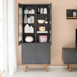 Mørteens Wohnwand Lindholm II (4-teilig) - Eiche teilmassiv - Grau 29 Mørteens Wohnwand Lindholm II (4-teilig) - Eiche teilmassiv - Grau -WOHNZIMMERMÖBEL Verkäufe 1000182335 200110 17352000036 DETAILS P000000001000182335