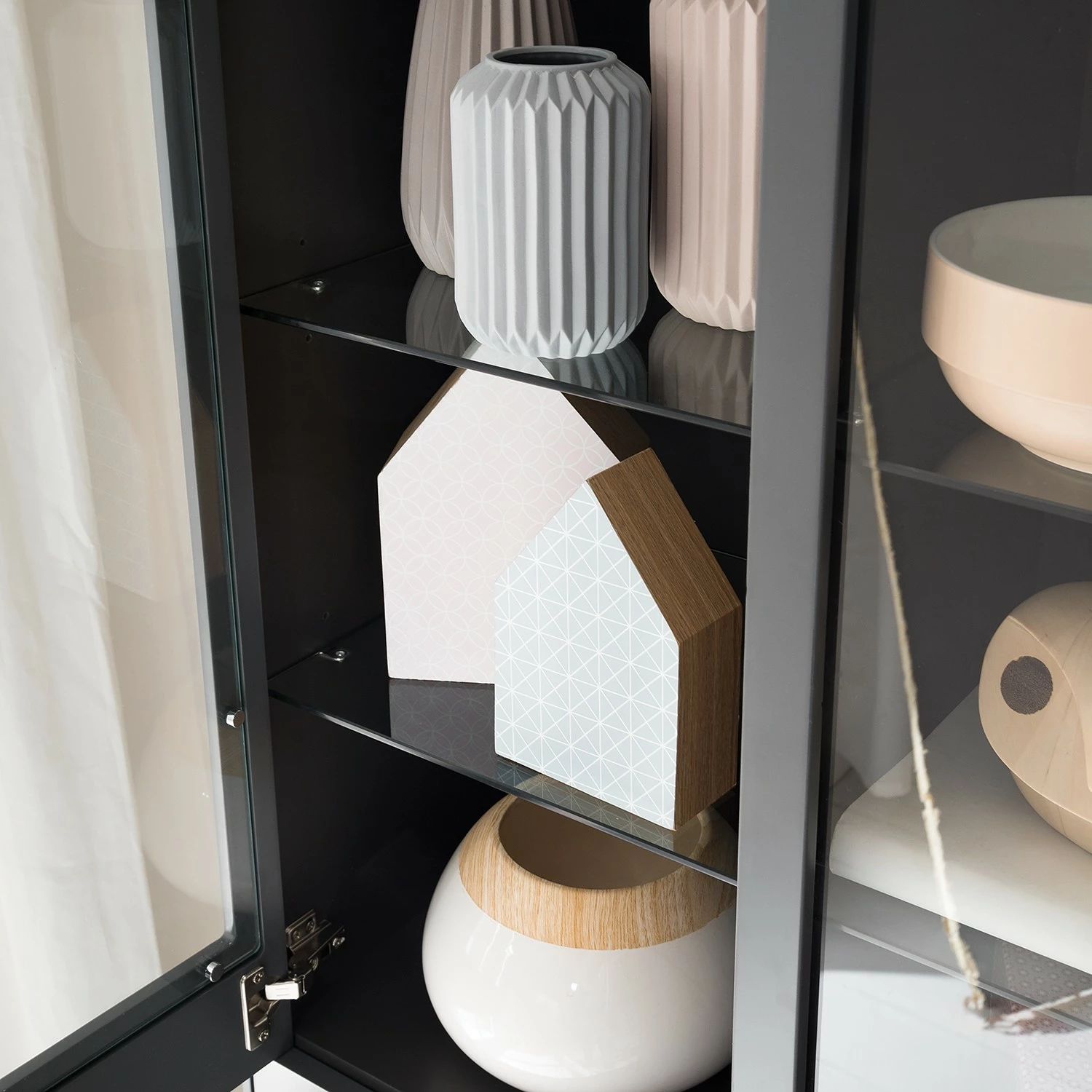 Mørteens Wohnwand Lindholm II (4-teilig) - Eiche teilmassiv - Grau 13 Mørteens Wohnwand Lindholm II (4-teilig) - Eiche teilmassiv - Grau – Bild 13