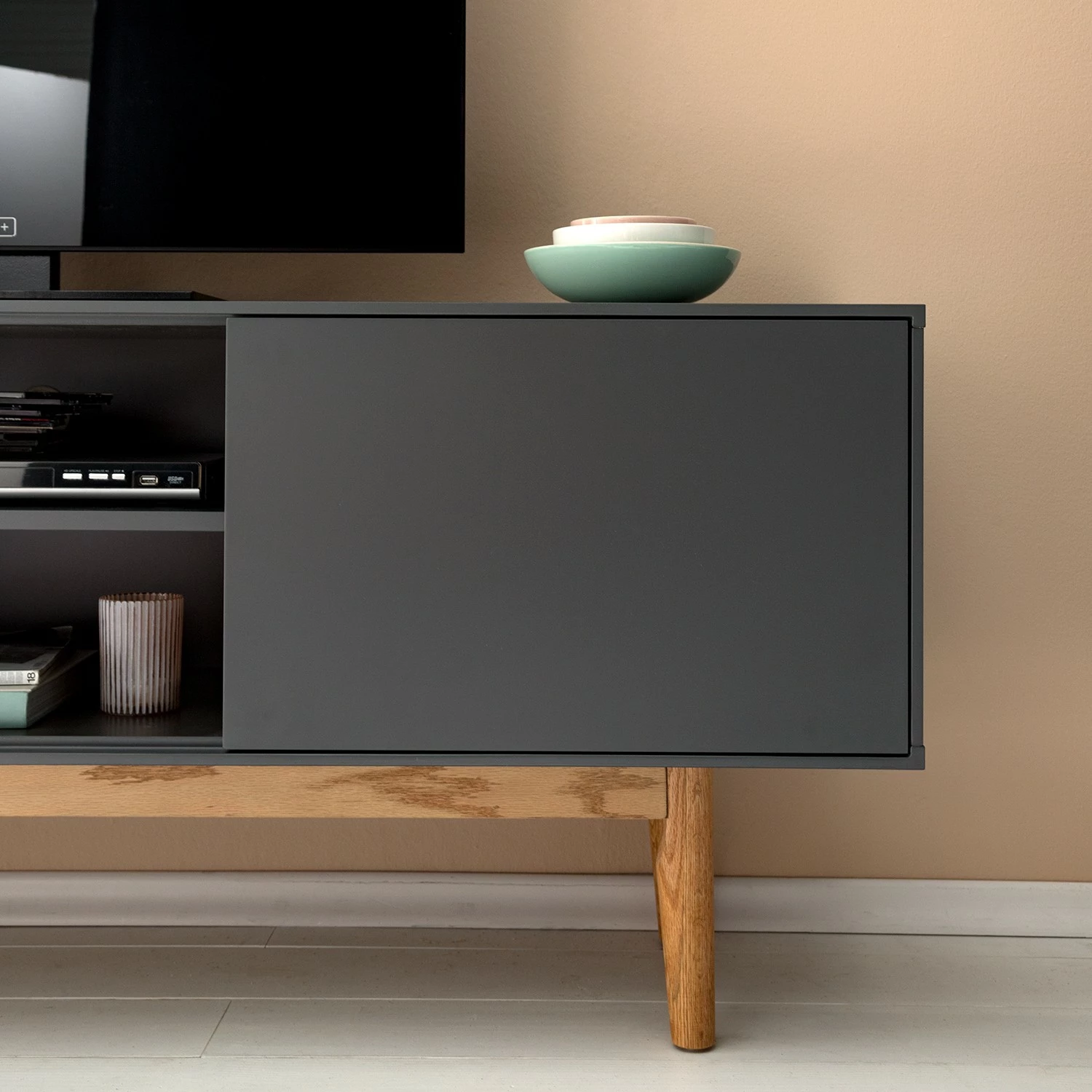 Mørteens Wohnwand Lindholm IV (3-teilig) - Grau 24 Mørteens Wohnwand Lindholm IV (3-teilig) - Grau – Bild 24