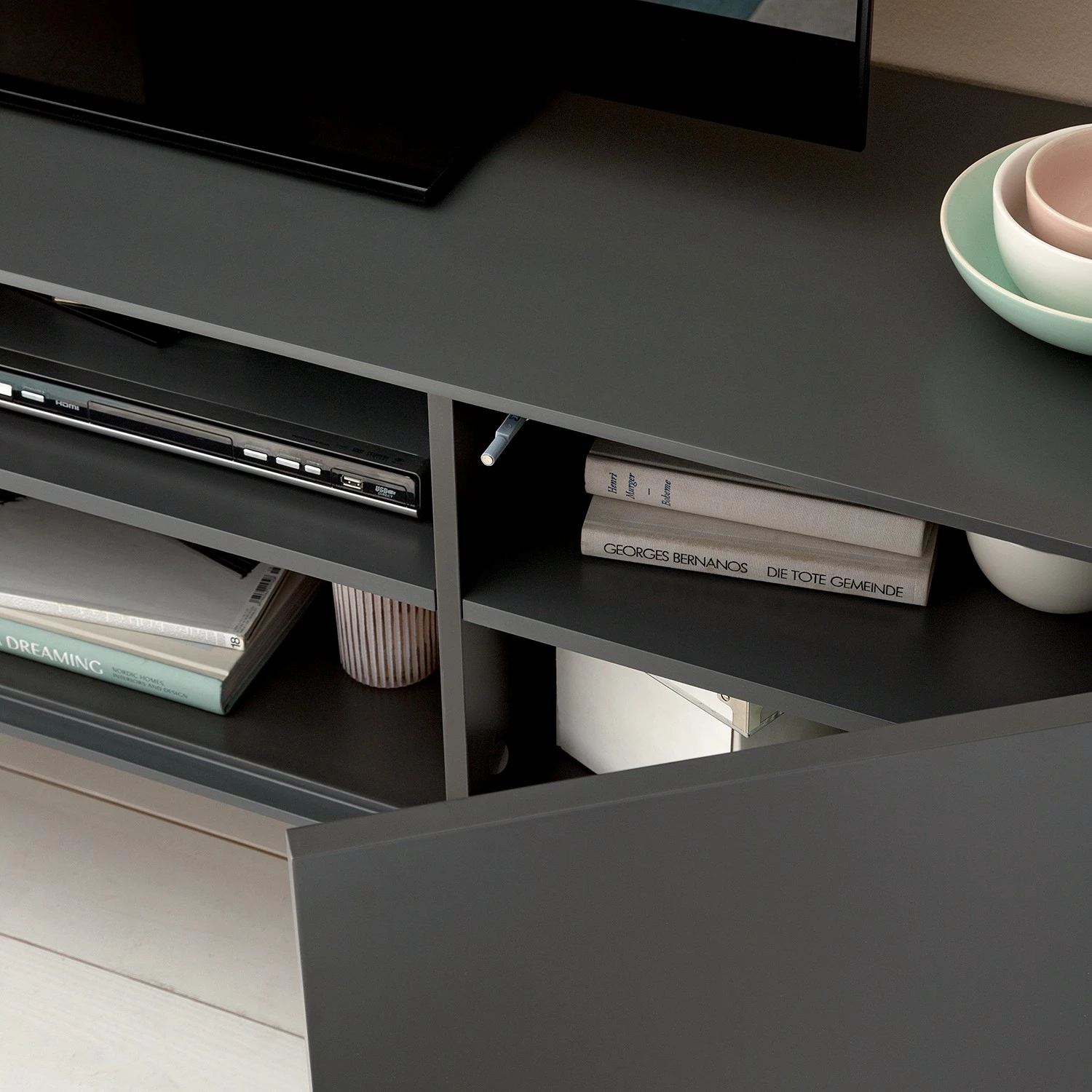 Mørteens Wohnwand Lindholm IV (3-teilig) - Grau 26 Mørteens Wohnwand Lindholm IV (3-teilig) - Grau – Bild 26