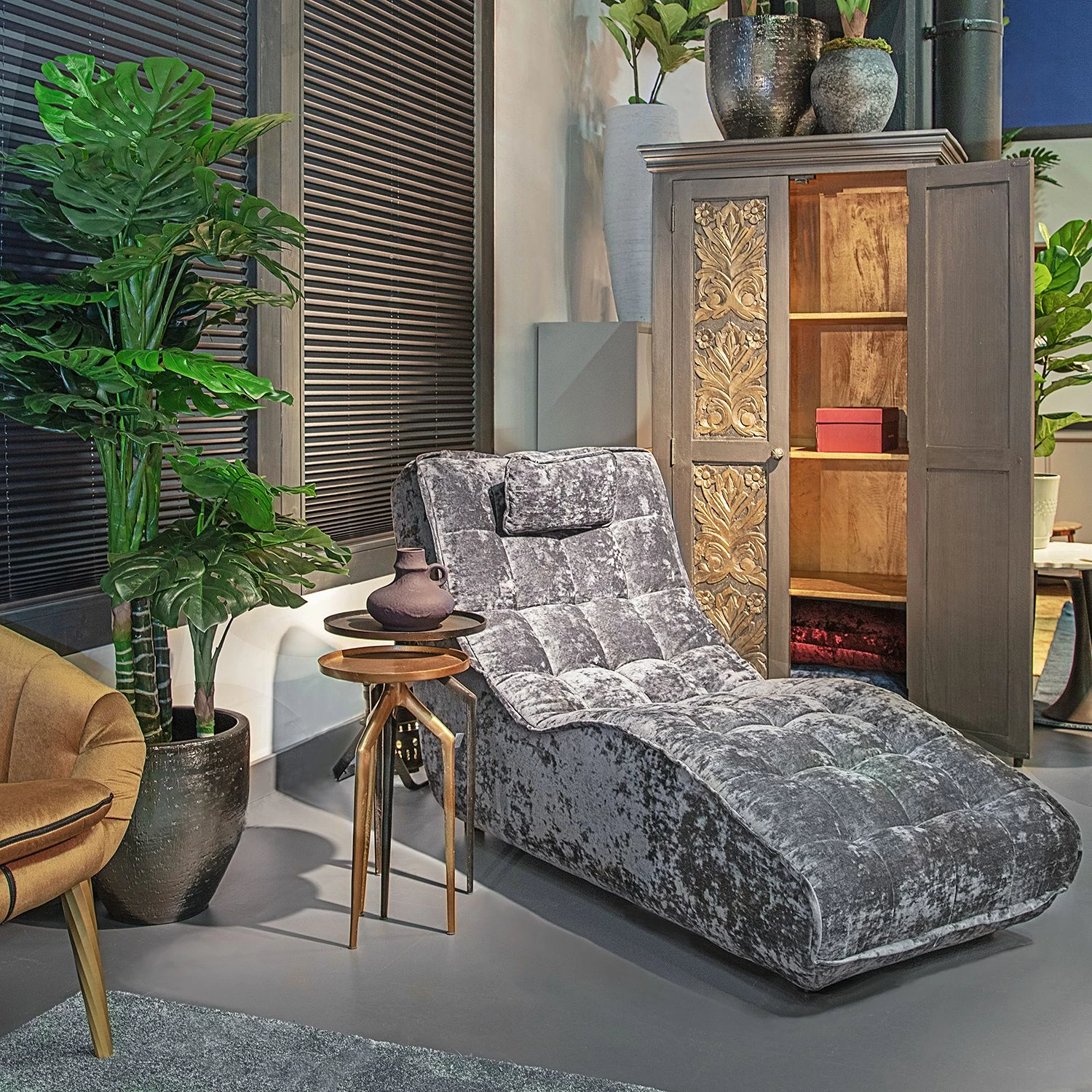 Ars manufacti Beistelltisch Nikko I (2-teilig) - Aluminium - Messing / Schwarz 5 Ars manufacti Beistelltisch Nikko I (2-teilig) - Aluminium - Messing / Schwarz – Bild 5