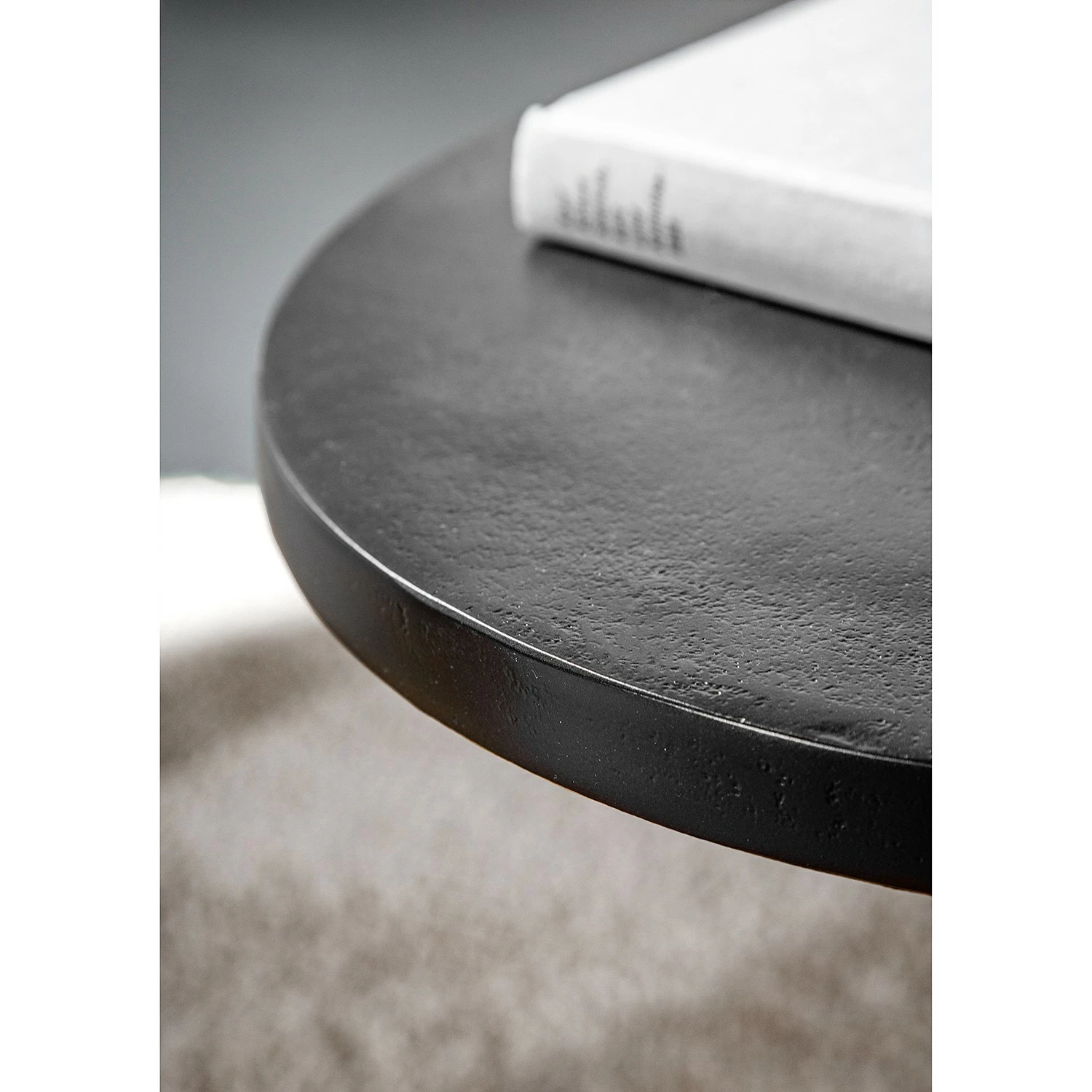 Ars manufacti Beistelltisch Nikko VI - Aluminium - Schwarz 5 Ars manufacti Beistelltisch Nikko VI - Aluminium - Schwarz – Bild 5