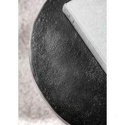 Ars manufacti Beistelltisch Nikko VI - Aluminium - Schwarz 14 Ars manufacti Beistelltisch Nikko VI - Aluminium - Schwarz -WOHNZIMMERMÖBEL Verkäufe 1000182820 220401 035 DETAILS P000000001000182820