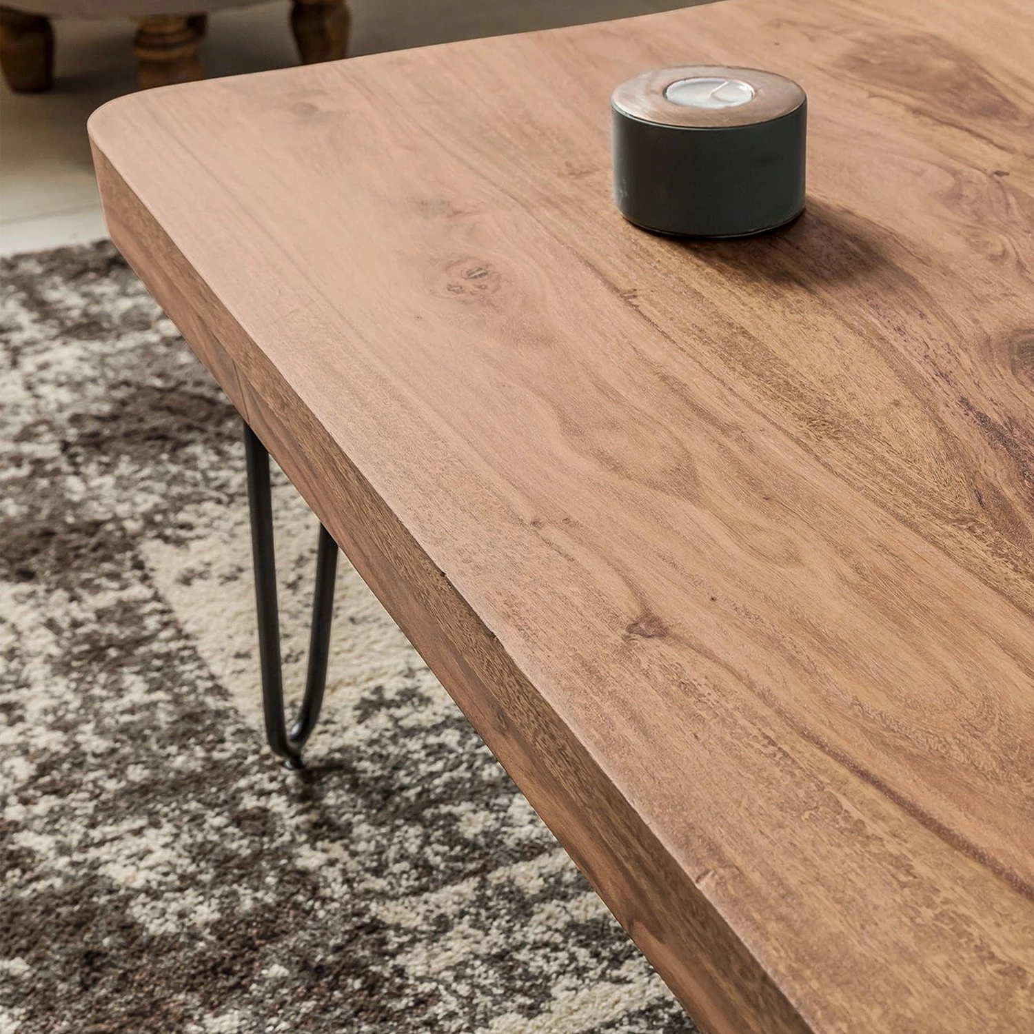 Naturoo Couchtisch Culpeper I - Akazie massiv / Metall - Akazie / Schwarz 4 Naturoo Couchtisch Culpeper I - Akazie massiv / Metall - Akazie / Schwarz – Bild 4