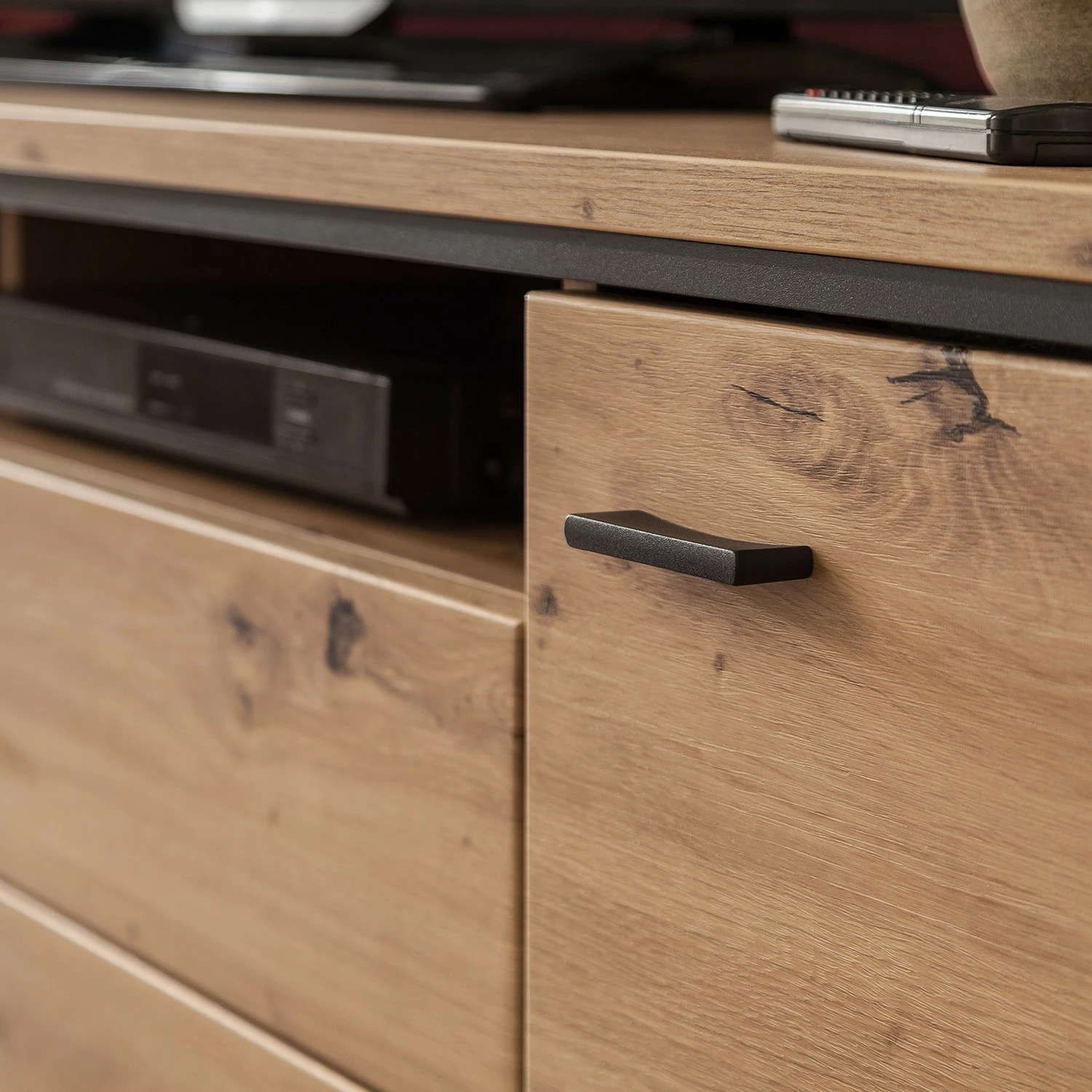 Loftscape TV-Lowboard Buena - Balkeneiche Dekor / Anthrazit 10 Loftscape TV-Lowboard Buena - Balkeneiche Dekor / Anthrazit – Bild 10