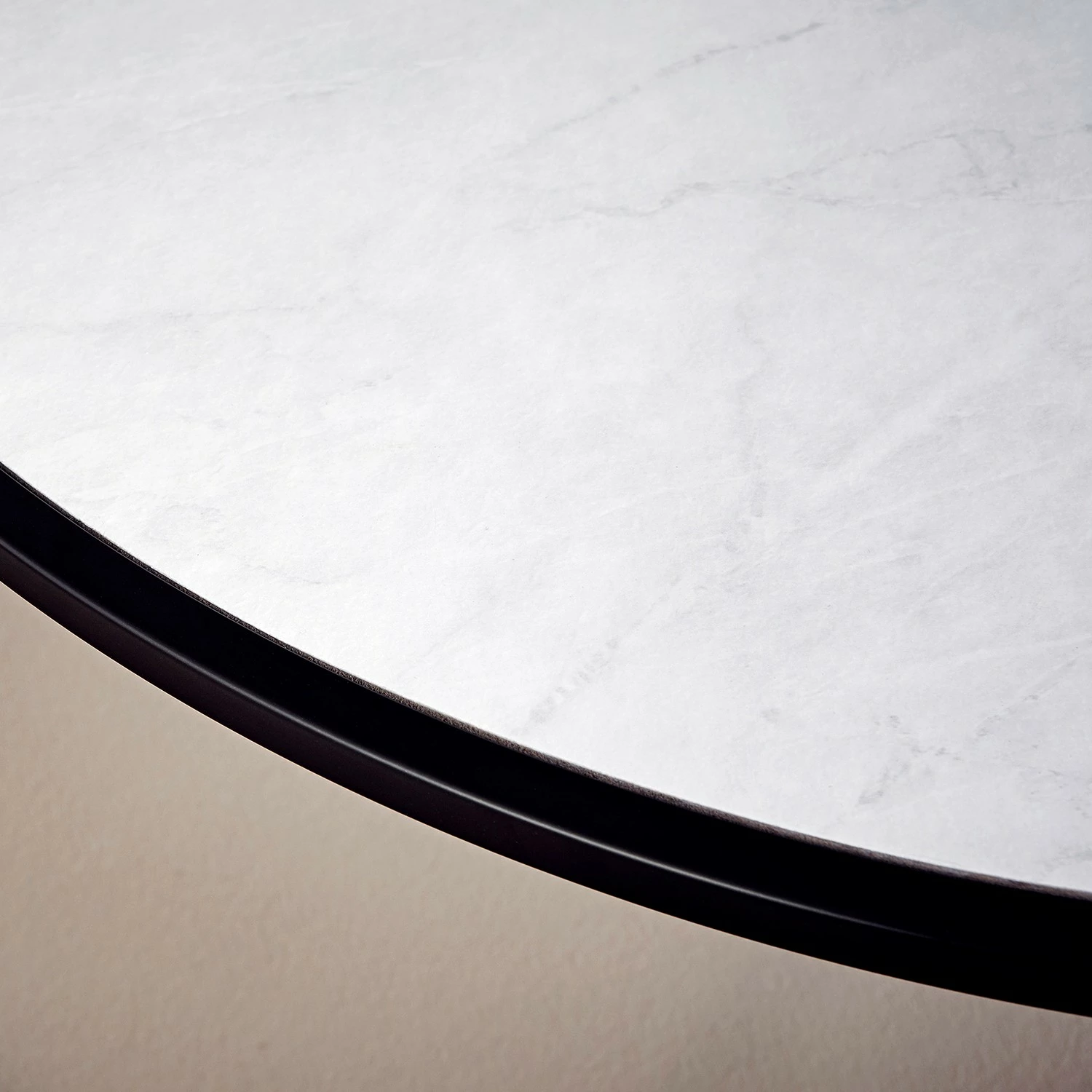 Jahnke Couchtisch Sol II (2er-Set) - Schwarz 4 Jahnke Couchtisch Sol II (2er-Set) - Schwarz – Bild 4