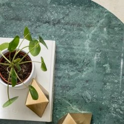 Studio Copenhagen Couchtisch Menou II - Marmor / Metall - Grün / Gold 21 Studio Copenhagen Couchtisch Menou II - Marmor / Metall - Grün / Gold -WOHNZIMMERMÖBEL Verkäufe 1000210777 200430 13190300019 DETAILS P000000001000210777