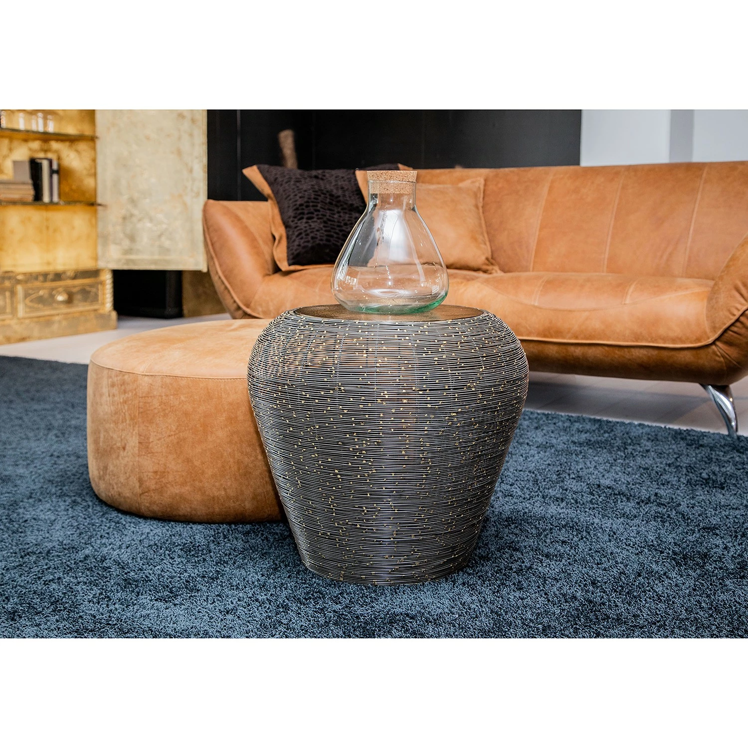 Jack & Alice Beistelltisch Crossett III - Aluminium / Eisen / Messing Antik / Schwarz 2 Jack & Alice Beistelltisch Crossett III - Aluminium / Eisen / Messing Antik / Schwarz – Bild 2