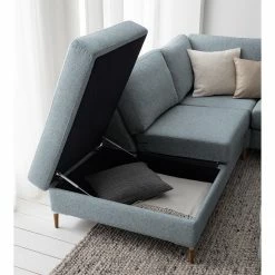 Studio Copenhagen Ecksofa COSO Classic+ mit Ottomane - Webstoff Inze: Graublau - Breite: 245 cm - Ottomane davorstehend links - Bettkasten - Eiche Dunkel -WOHNZIMMERMÖBEL Verkäufe 1000212851 201008 13300800373 DETAILS P000000001000212851