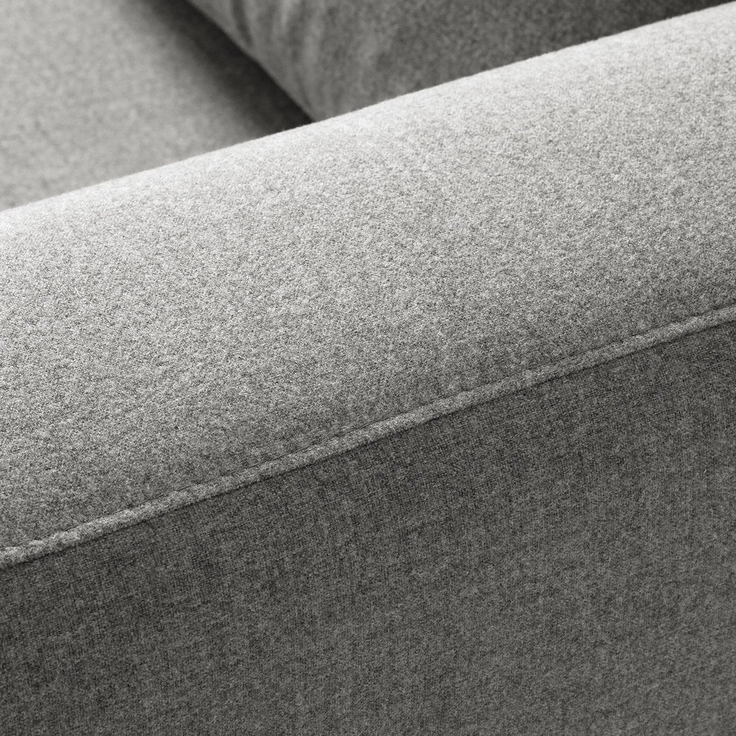 Studio Copenhagen 3-Sitzer Sofa COSO Classic - Webstoff Milan: Hellgrau - Buche 15 Studio Copenhagen 3-Sitzer Sofa COSO Classic - Webstoff Milan: Hellgrau - Buche – Bild 15