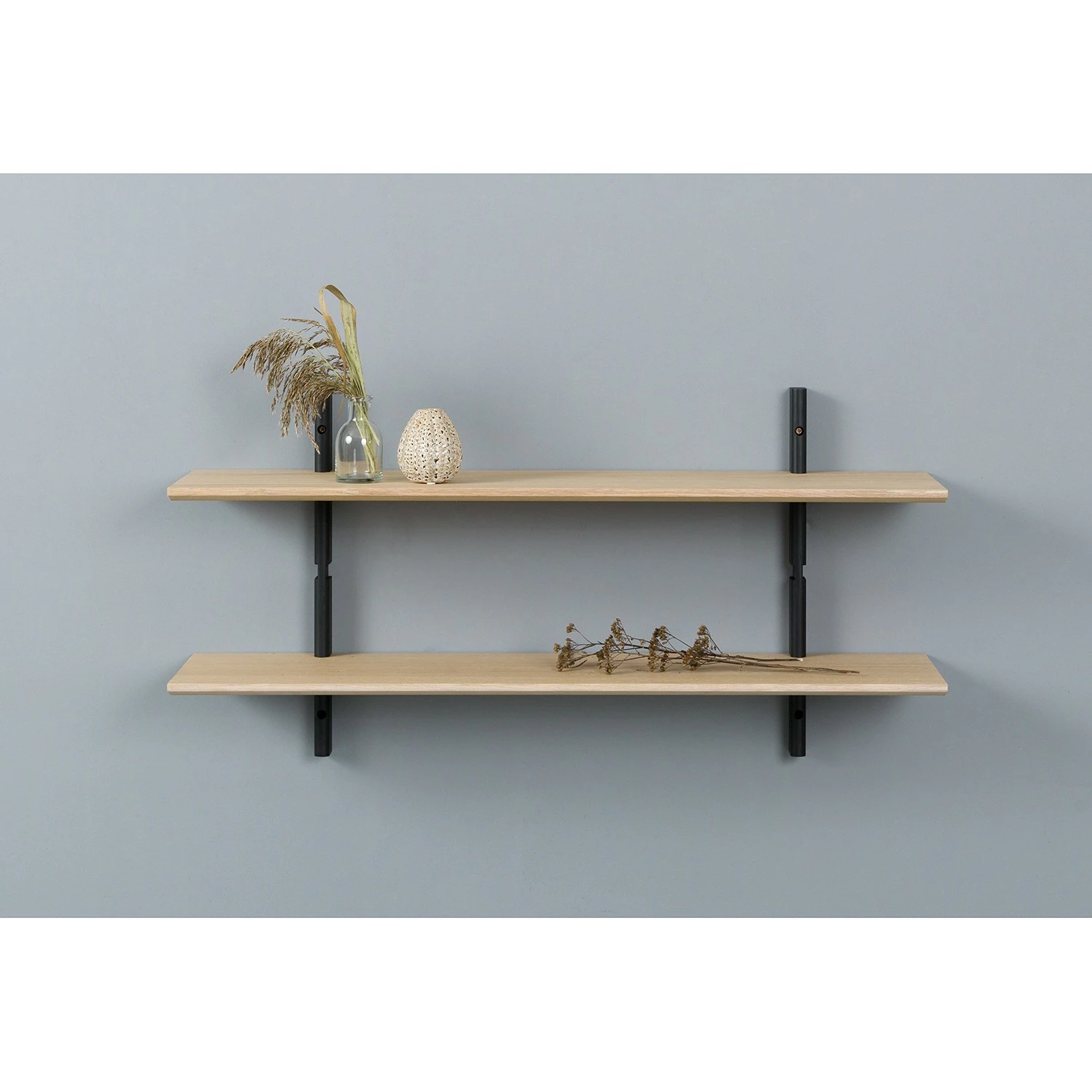 Studio Copenhagen Wandregal Lautaro IX - Eiche teilmassiv - Eiche Hell / Eiche Schwarz 3 Studio Copenhagen Wandregal Lautaro IX - Eiche teilmassiv - Eiche Hell / Eiche Schwarz – Bild 3