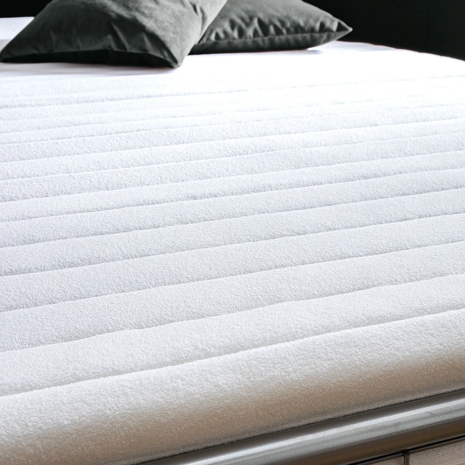 Jack & Alice Schlafsofa Teresina - Samt - Grau - Breite: 192 cm - Ausrichtung rechts 17 Jack & Alice Schlafsofa Teresina - Samt - Grau - Breite: 192 cm - Ausrichtung rechts – Bild 17