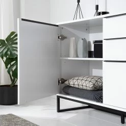 Fredriks Sideboard White Hall II - Matt Weiß / Schwarz -WOHNZIMMERMÖBEL Verkäufe 1000218367 210521 08364500005 DETAILS P000000001000218367