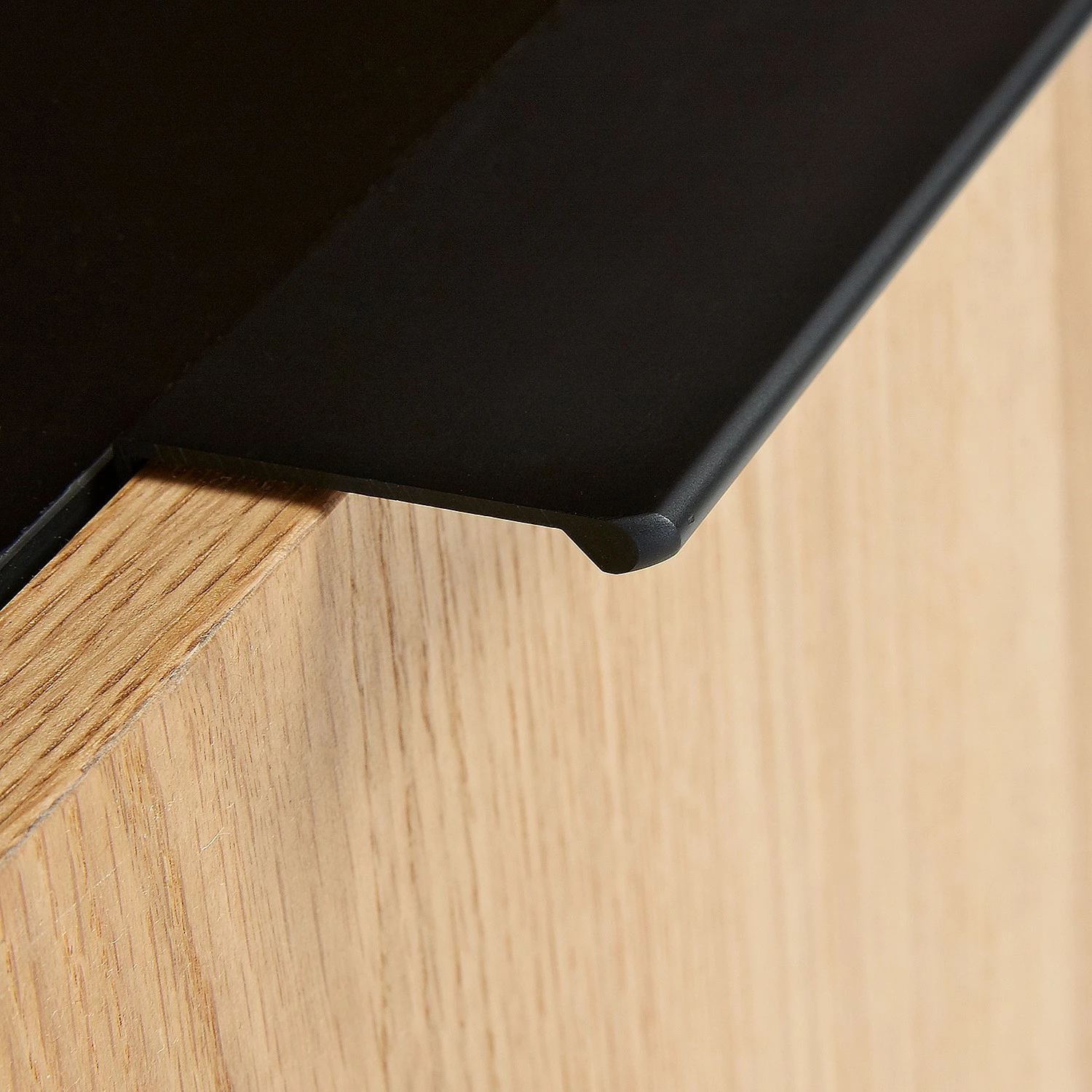 Norrwood TV-Lowboard Ceduna I - Matt Schwarz / Eiche 5 Norrwood TV-Lowboard Ceduna I - Matt Schwarz / Eiche – Bild 5