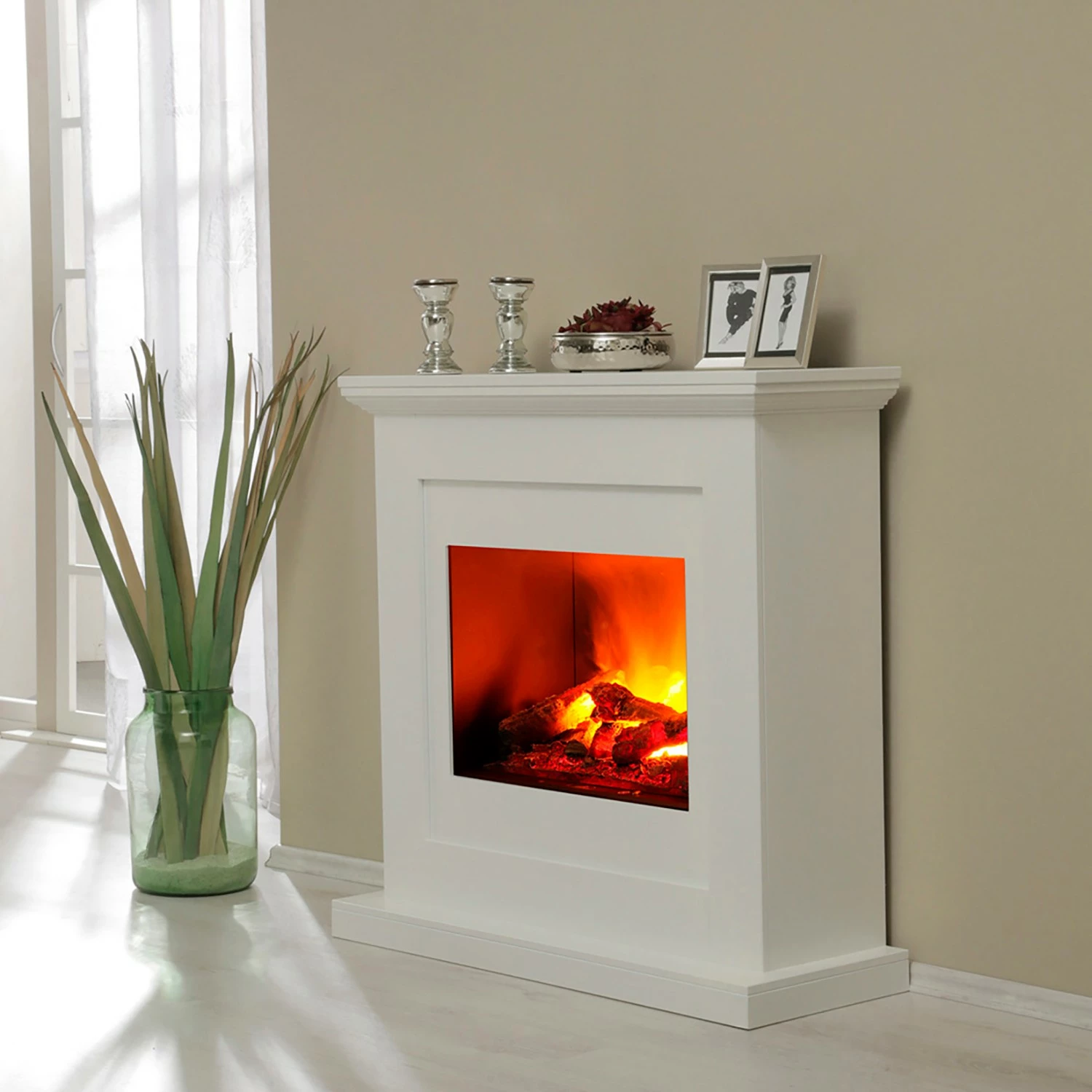 Loftscape Elektrokamin Toronto - Brilliantweiß - Einsatz Schwarz 2 Loftscape Elektrokamin Toronto - Brilliantweiß - Einsatz Schwarz – Bild 2